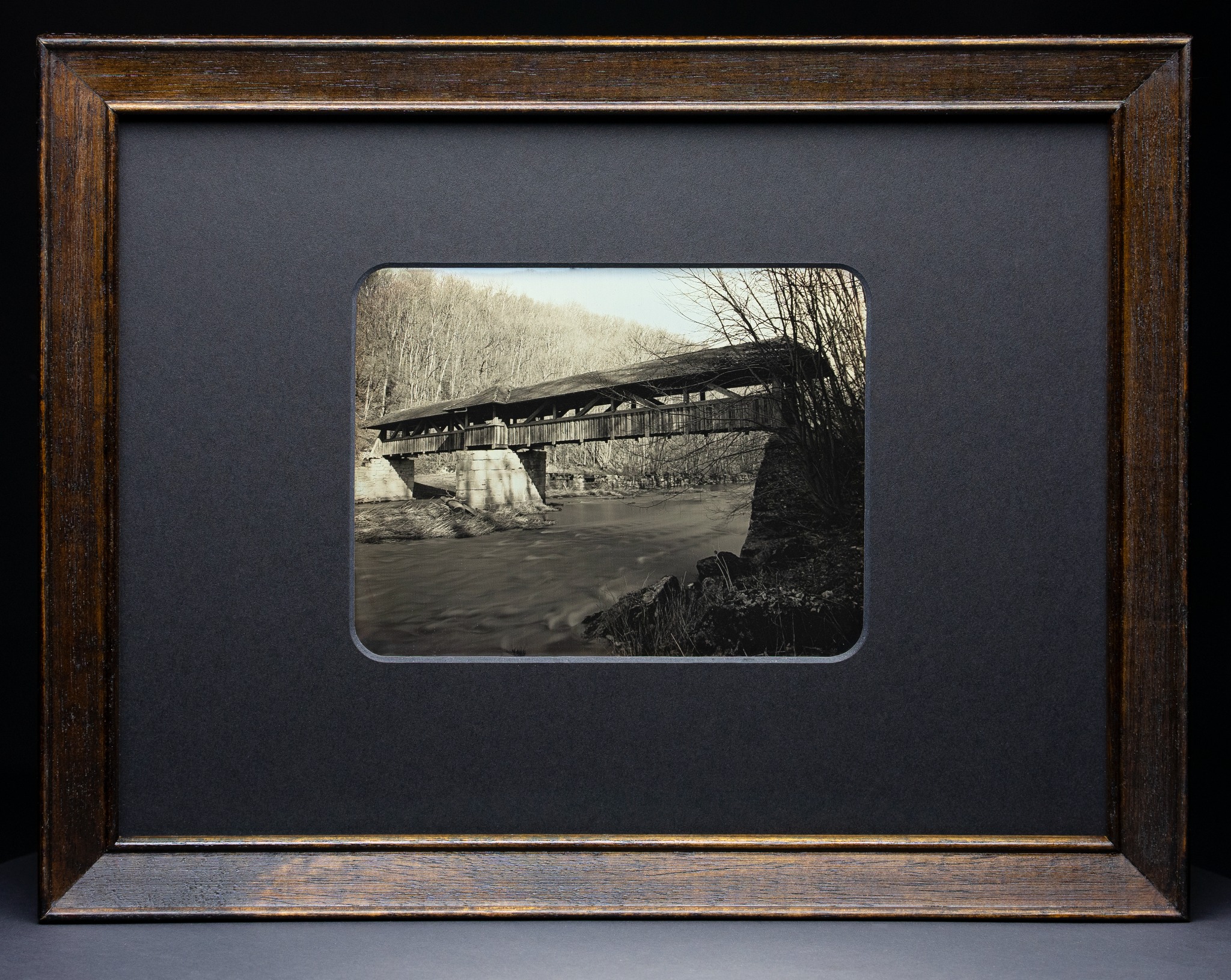Gerahmte Daguerreotypie: Brücke bei der Heinzenmühle.