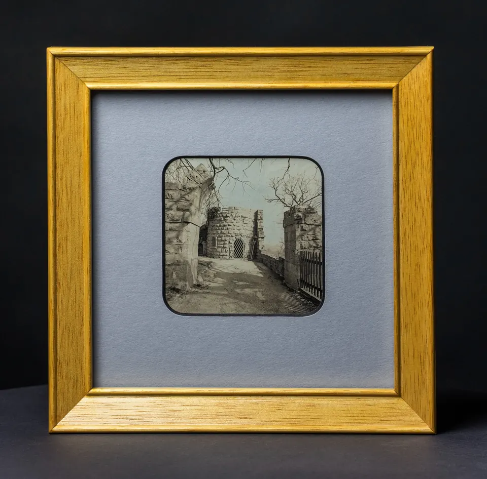 Gerahmte Daguerreotypie: Aussichtsturm, Schloß Kirchberg.