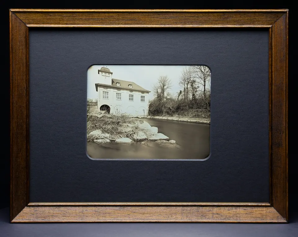 Gerahmte Daguerreotypie: Wasserkraftwerk Duttenberg.